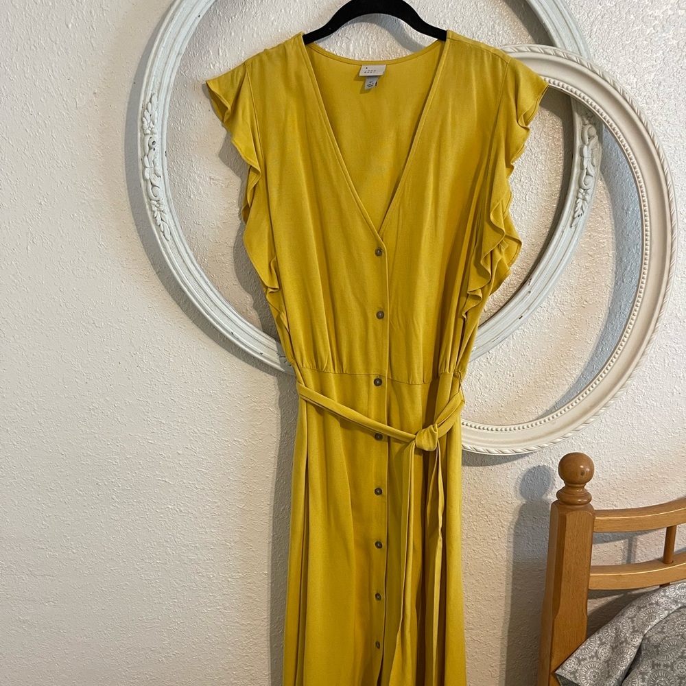 A New Day womens sunny yellow button front midi dress with tie waist, size XL
